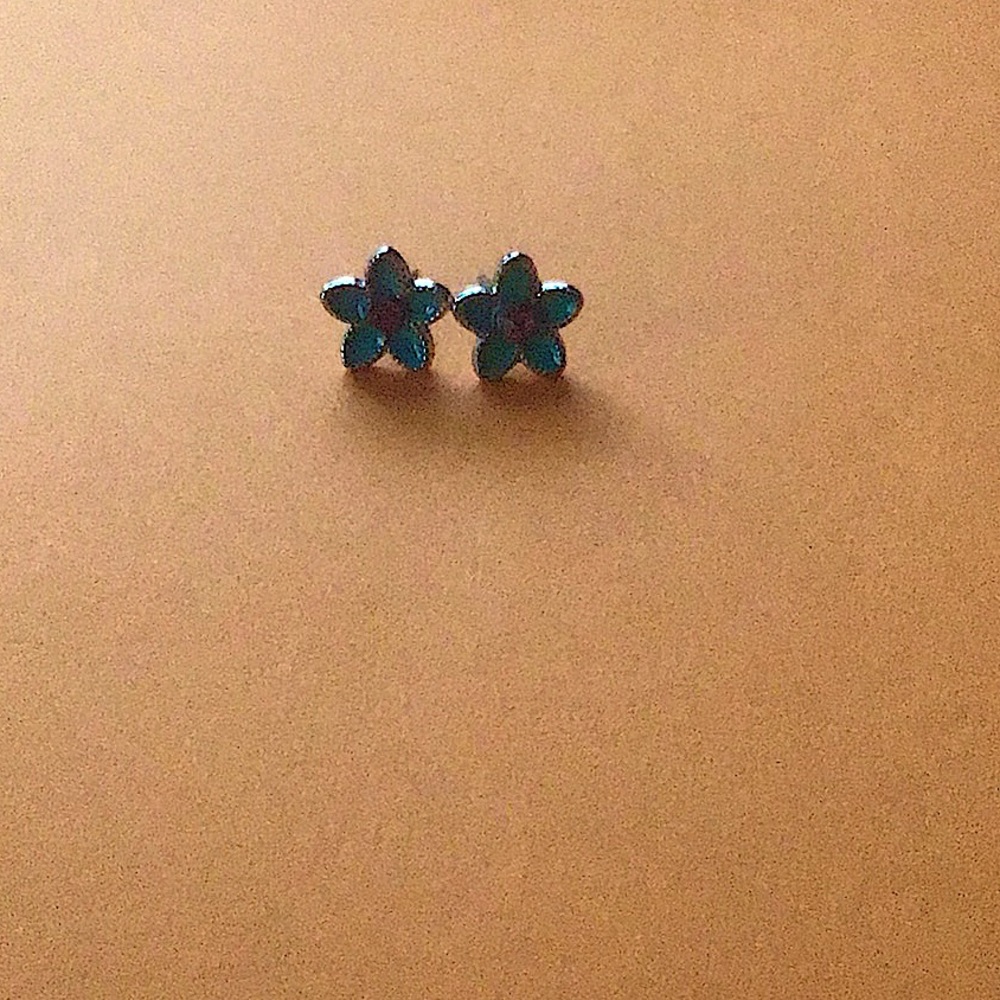 Flower earrings